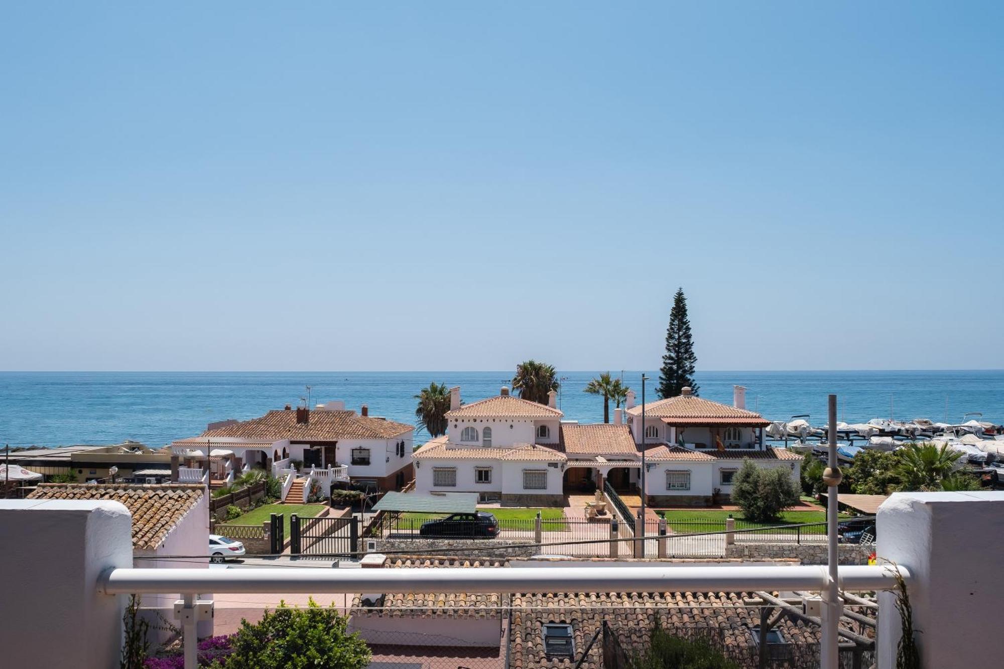 Apartment Seaview Costa *